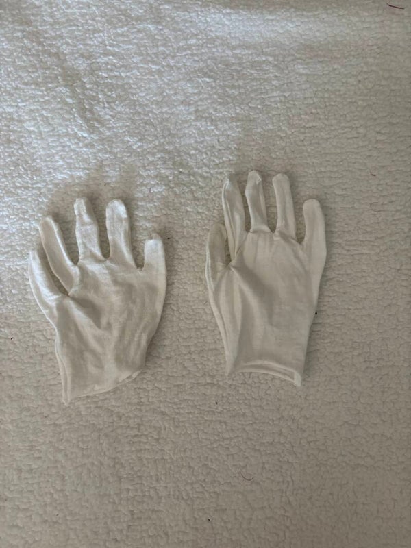 #A9 - Witte handschoenen