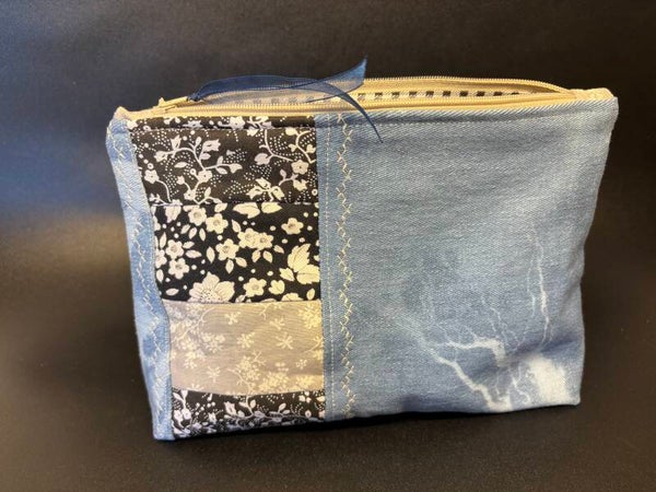 Trousse en jean et tissus noir