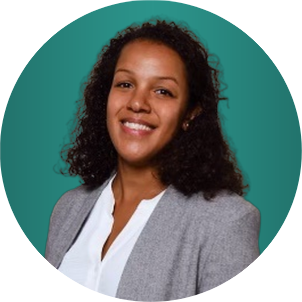 Mélanie Nogues gérante d'impulsion formation enseignante d'équitation et propriétaire d'équidés