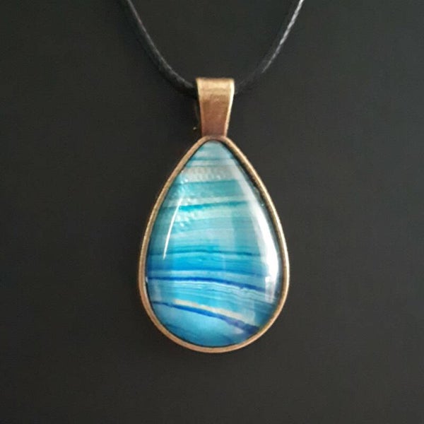 Unique ocean-colored teardrop necklace hanger (with FREE chain) Product # AGTMBcab2