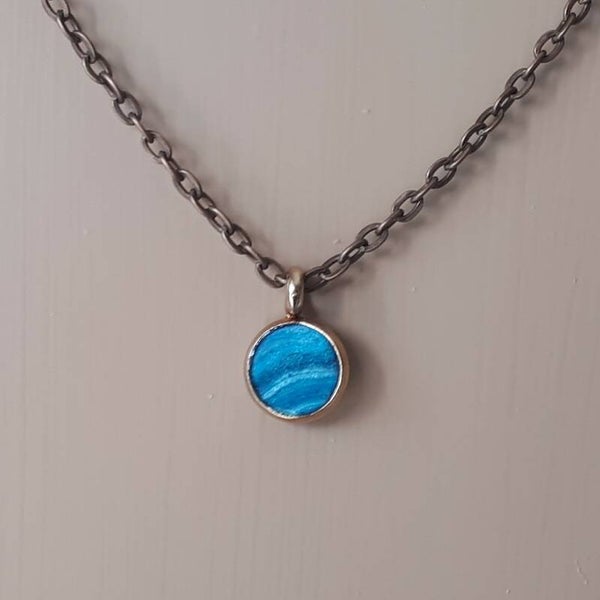 Unique ocean-coloured circular necklace hanger (with FREE chain) Product # CCSB3