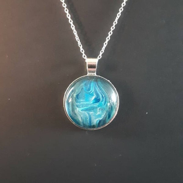 Unique Deep Sea-colored round necklace hanger (with FREE chain) Product # SCMDScab2