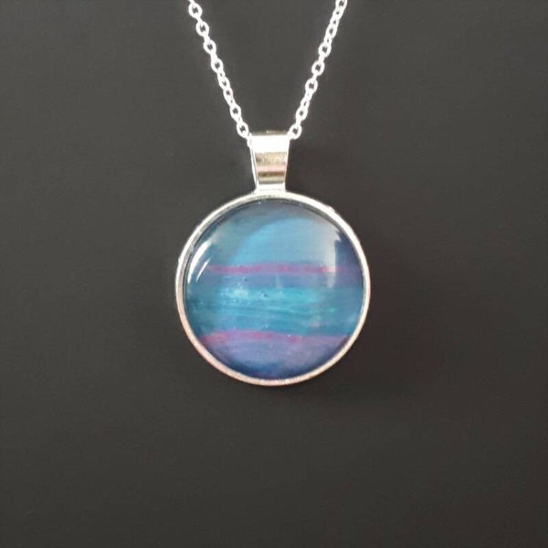 Unique ocean-colored round necklace hanger (with FREE chain) Product # SCMBcab3