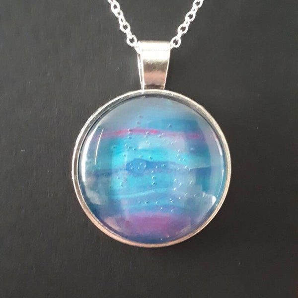 Unique ocean-colored round necklace hanger (with FREE chain) Product # SCMBcab4