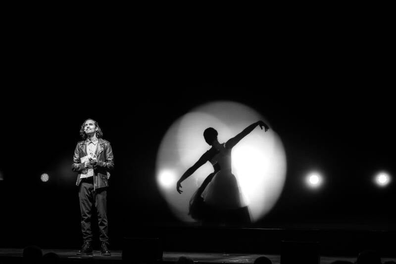 cyrano-bourges-jubadiphotography-9-standard.jpg