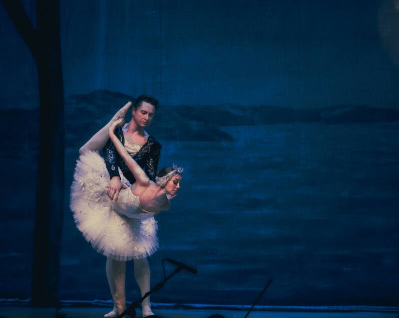 swanlake-jubadiphotography-35-standard.jpg