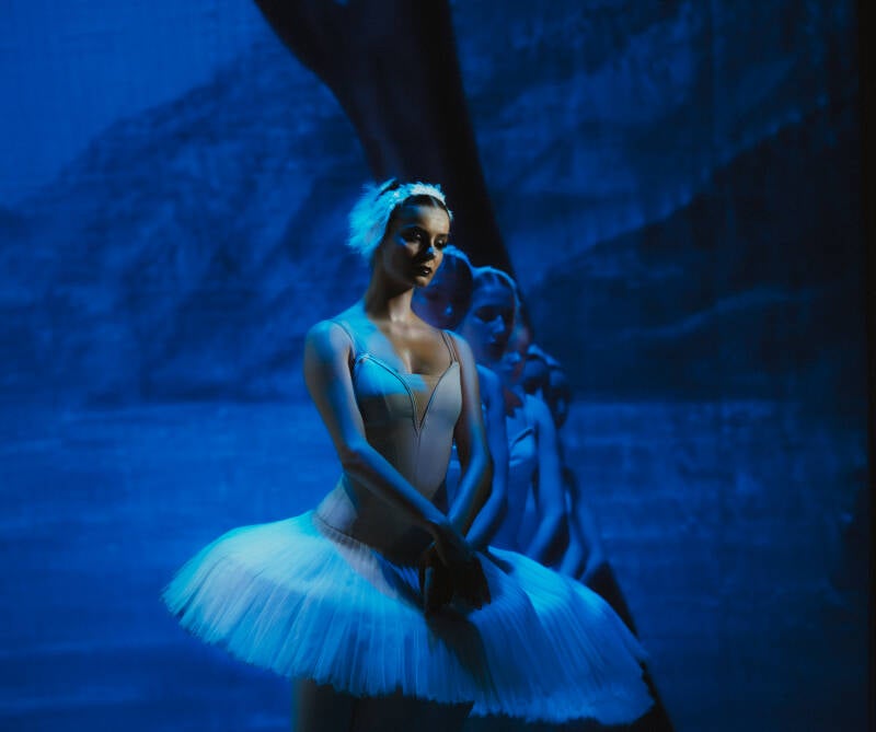 swanlake-jubadiphotography-38-standard.jpg