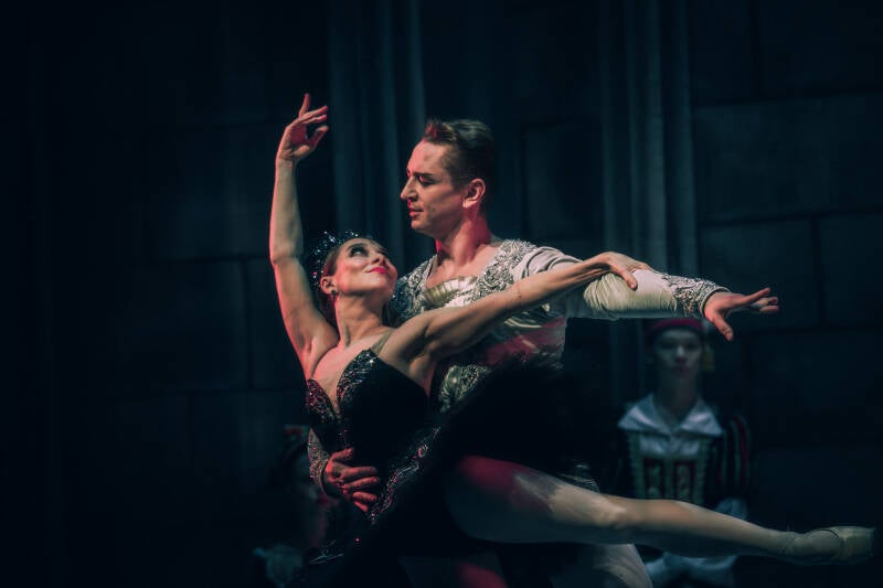 swanlake-jubadiphotography-48-standard.jpg