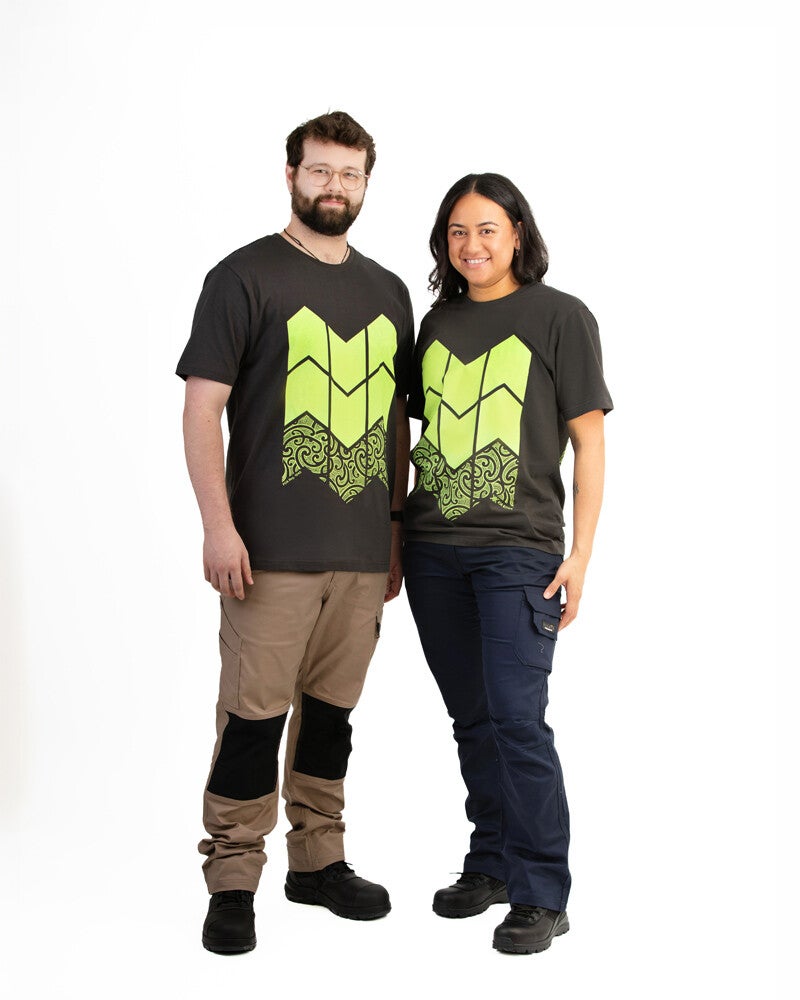 Kia Kitea Forestry Tee - Cotton - Hina/Gunmetal