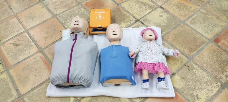 maniquis/muñecos rcp adulto niño bebe