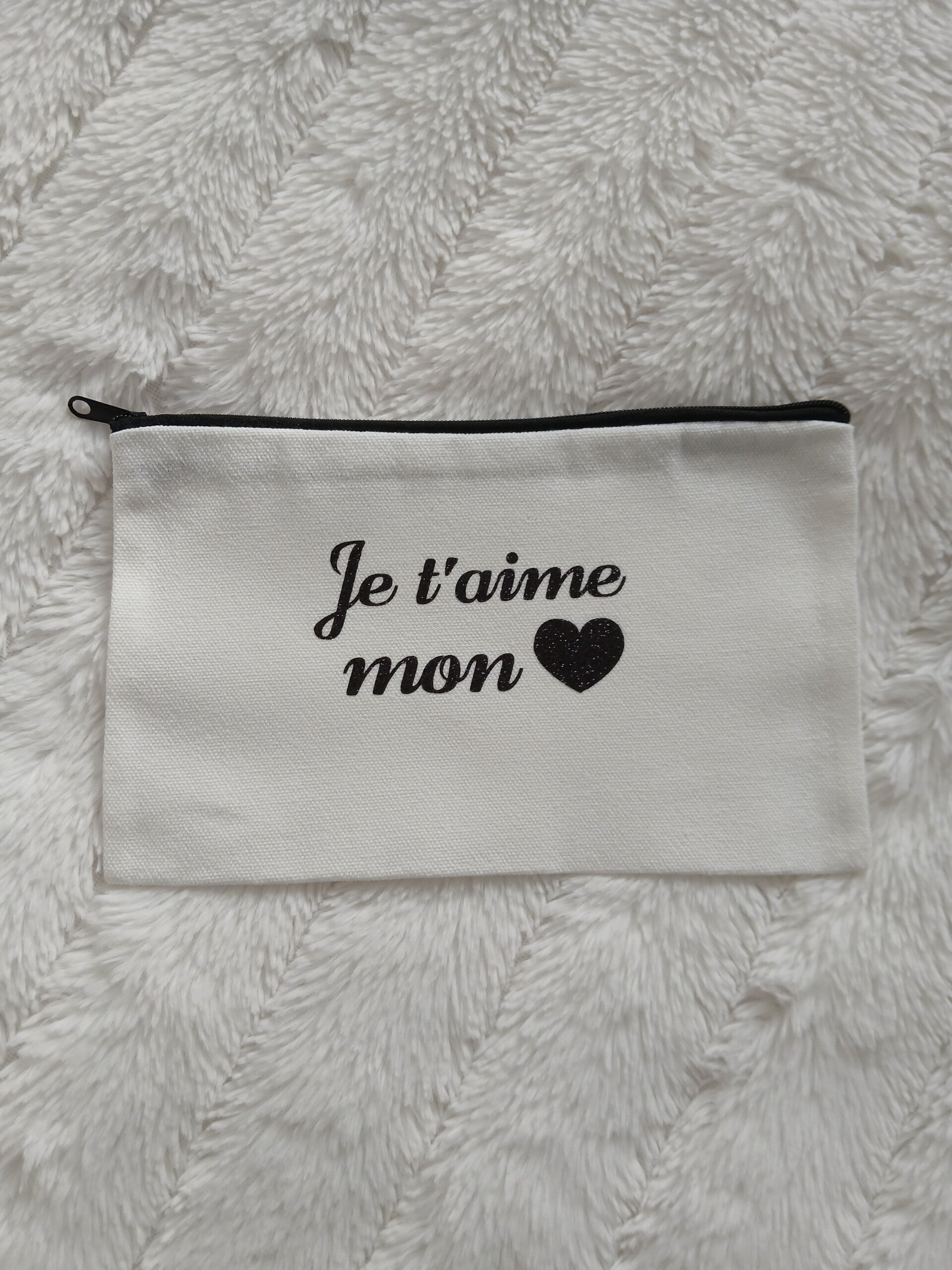 Pochette "Je t'aime mon 🖤"