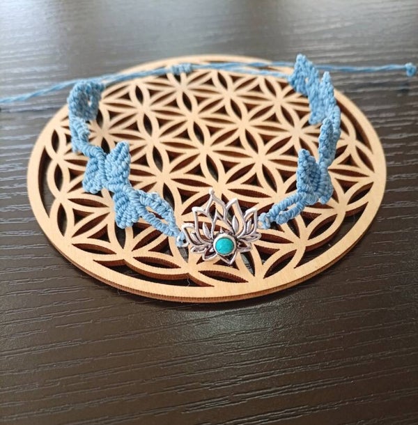 🌸 Bracelet micro-macramé – Fleur de Lotus & pierre imitation turquoise 🌸
