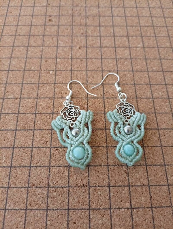 Boucles d’oreilles en micro macramé Souffle du Cœur