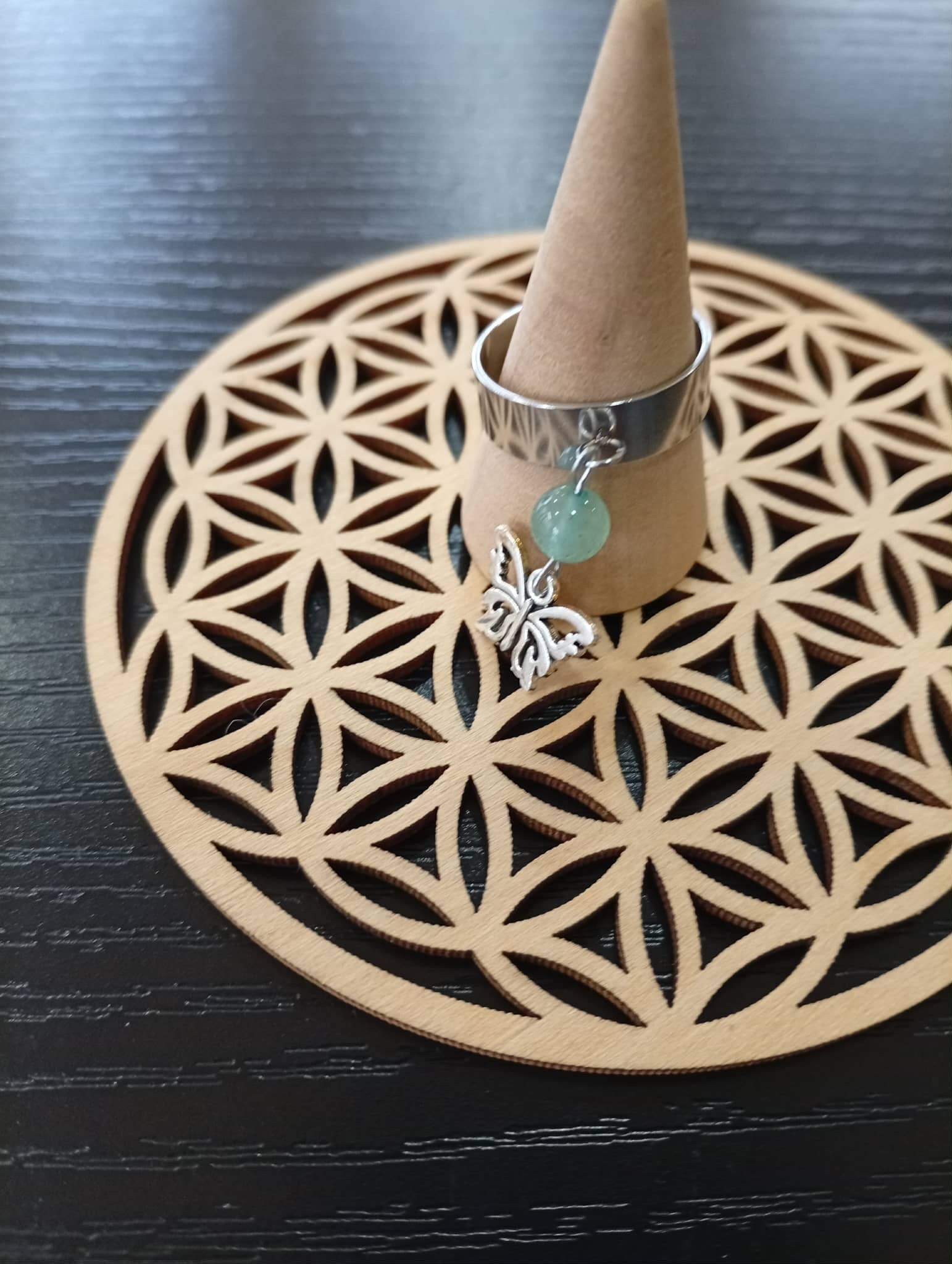 Bague Papillon & Aventurine Verte – Acier Inoxydable ✨