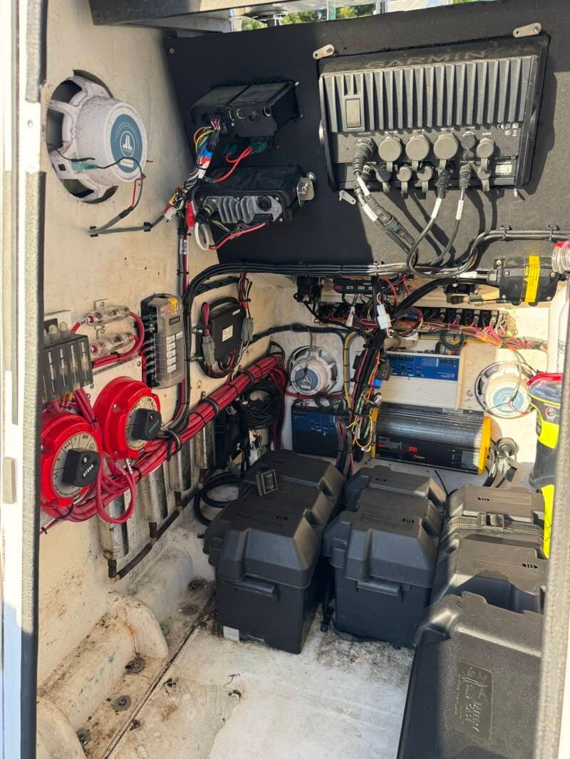 Contender 25' re-wiring done