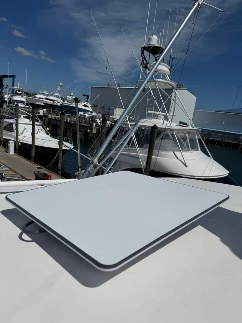 Starlink antenna on 68' Viking  Sport-fish