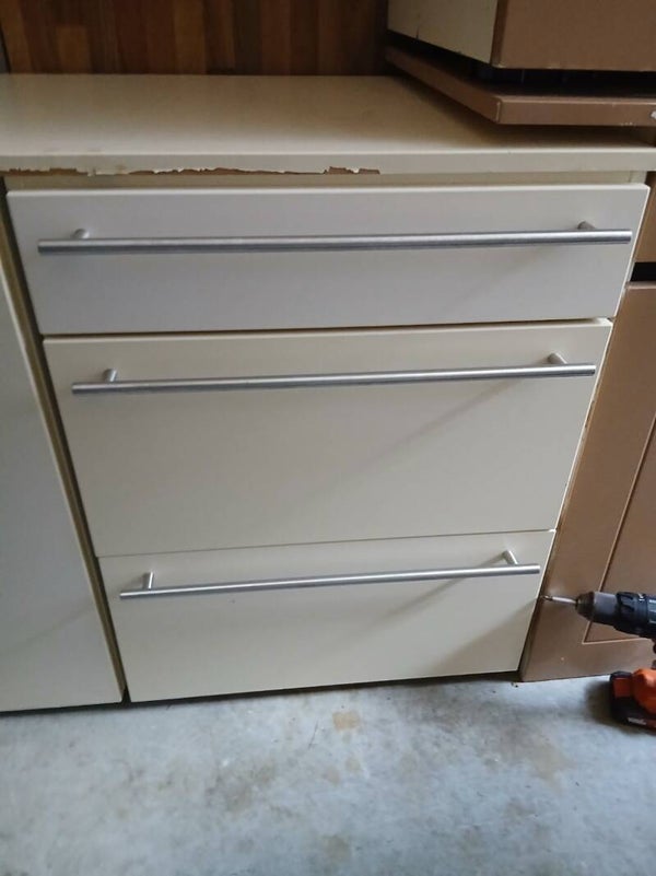 Beige keukenkasten