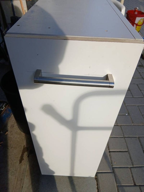 Apothekerskast onderbouw beige met 3 RVS manden
