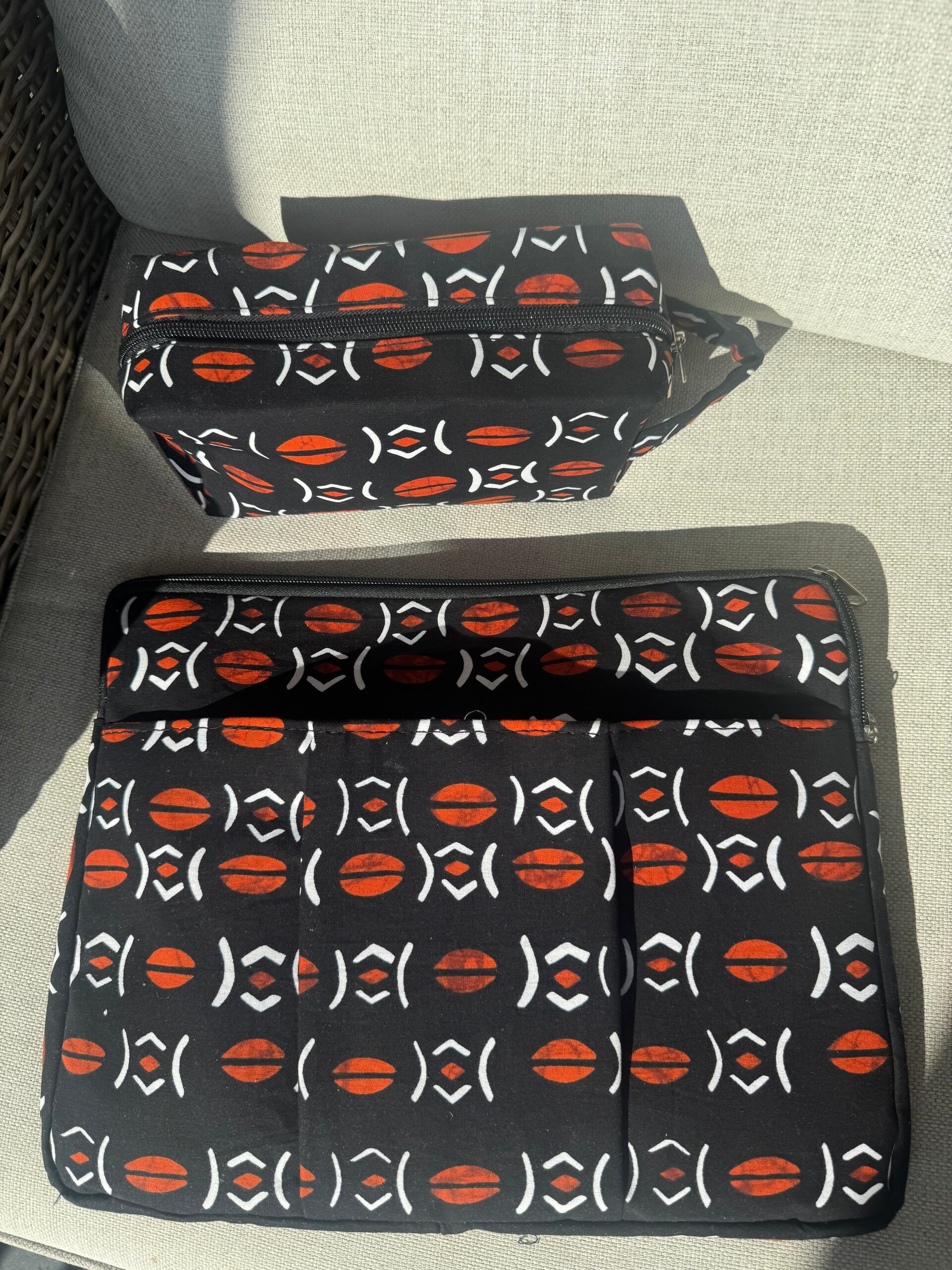 Laptop sleeve & washbag