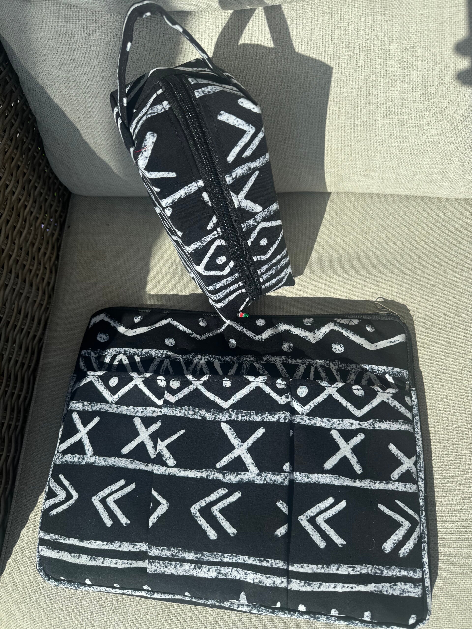 Laptop sleeve & Washbag