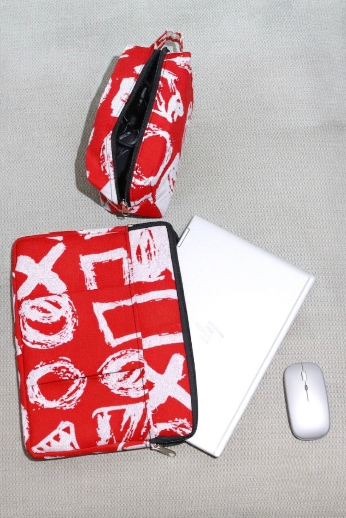 Laptop sleeve & washbag