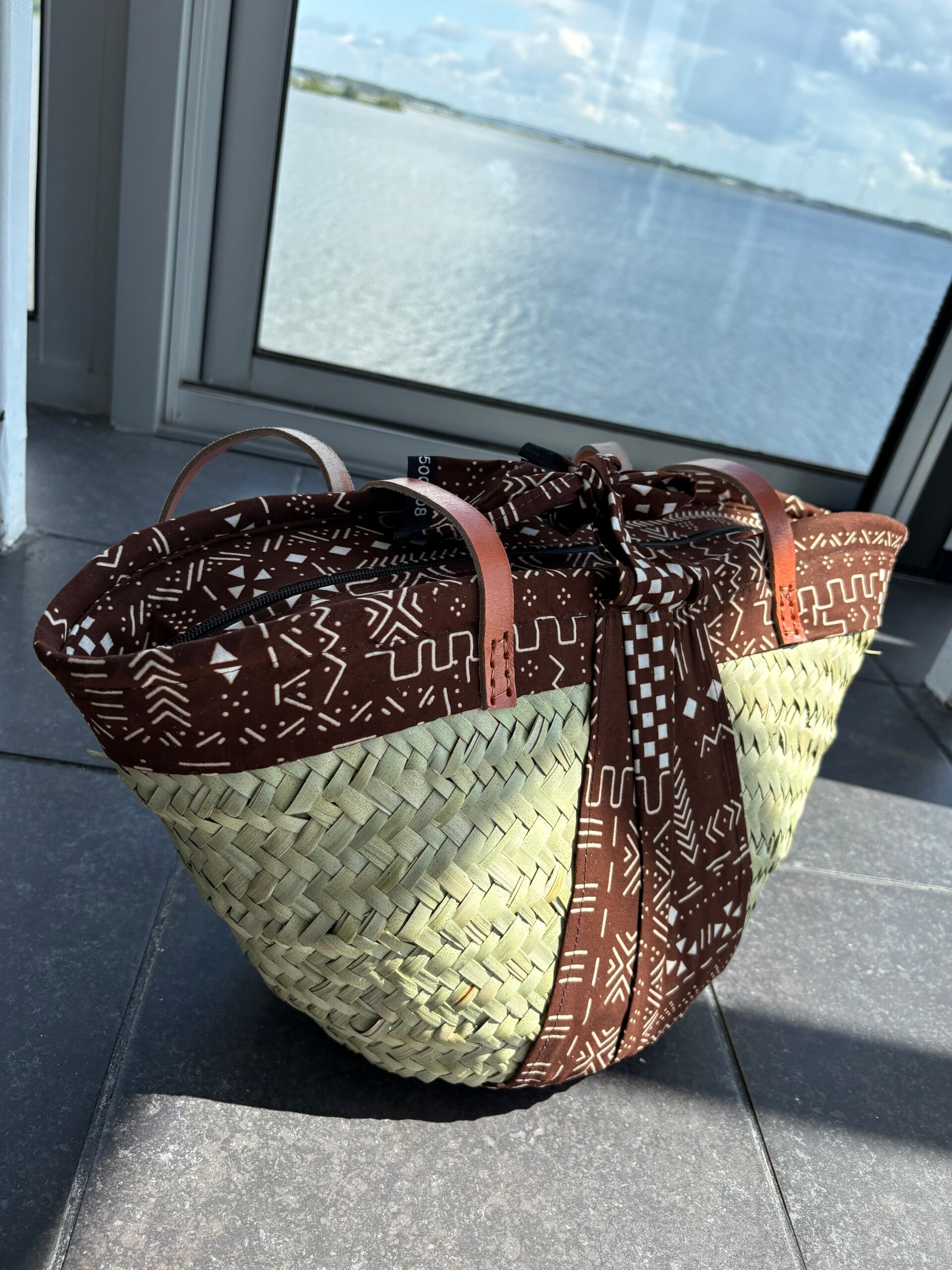 M- Ankara kikapu