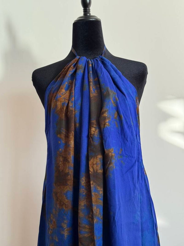 Royal blue backless Dera