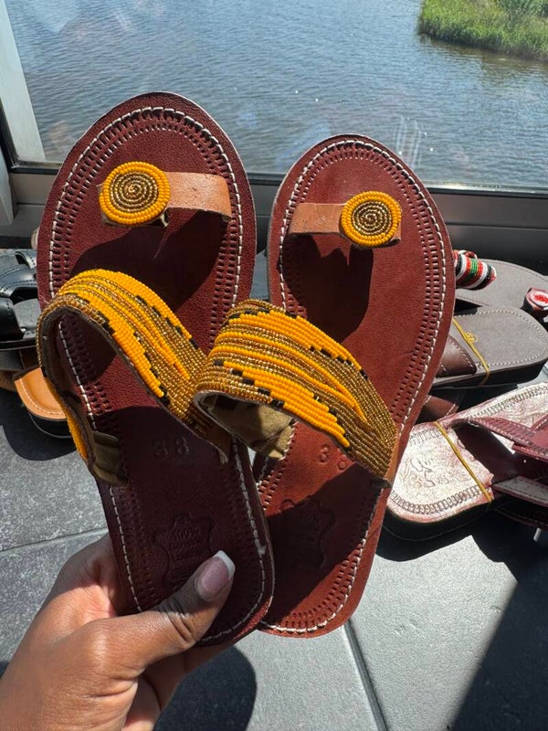 Ladies maasai sandals
