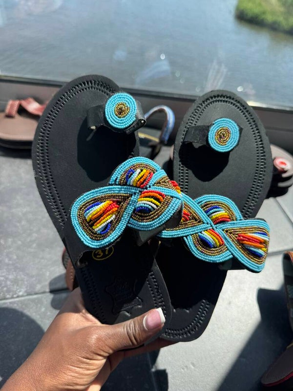 Black ladies sandals