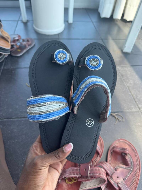 Ladies maasai sandals