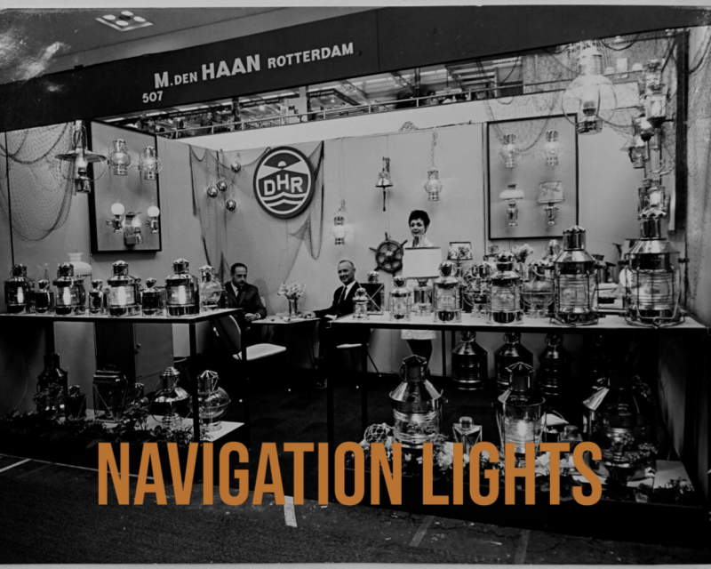 different kind of navigation lights