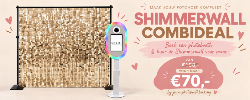 Champagnekleurige shimmerwall met photobooth: €70 in plaats van €100 bij een photoboothboeking