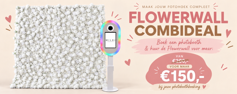 Witte Flowerwall met Milri photobooth – combideal: huur de bloemenwand voor €150 in plaats van €200 bij een photoboothboeking.