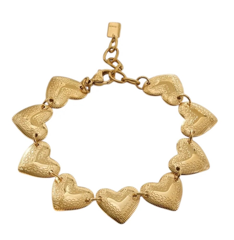 Hearts armband