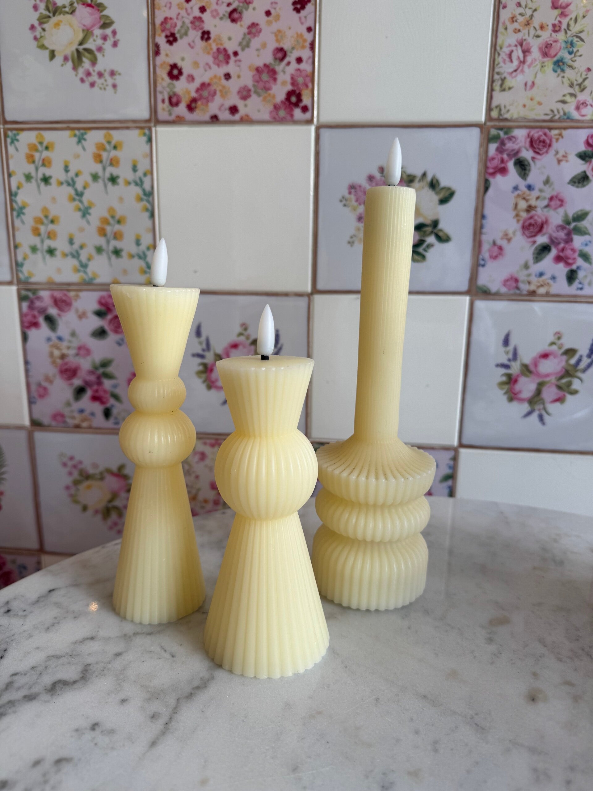 Wax led kaars gebroken wit