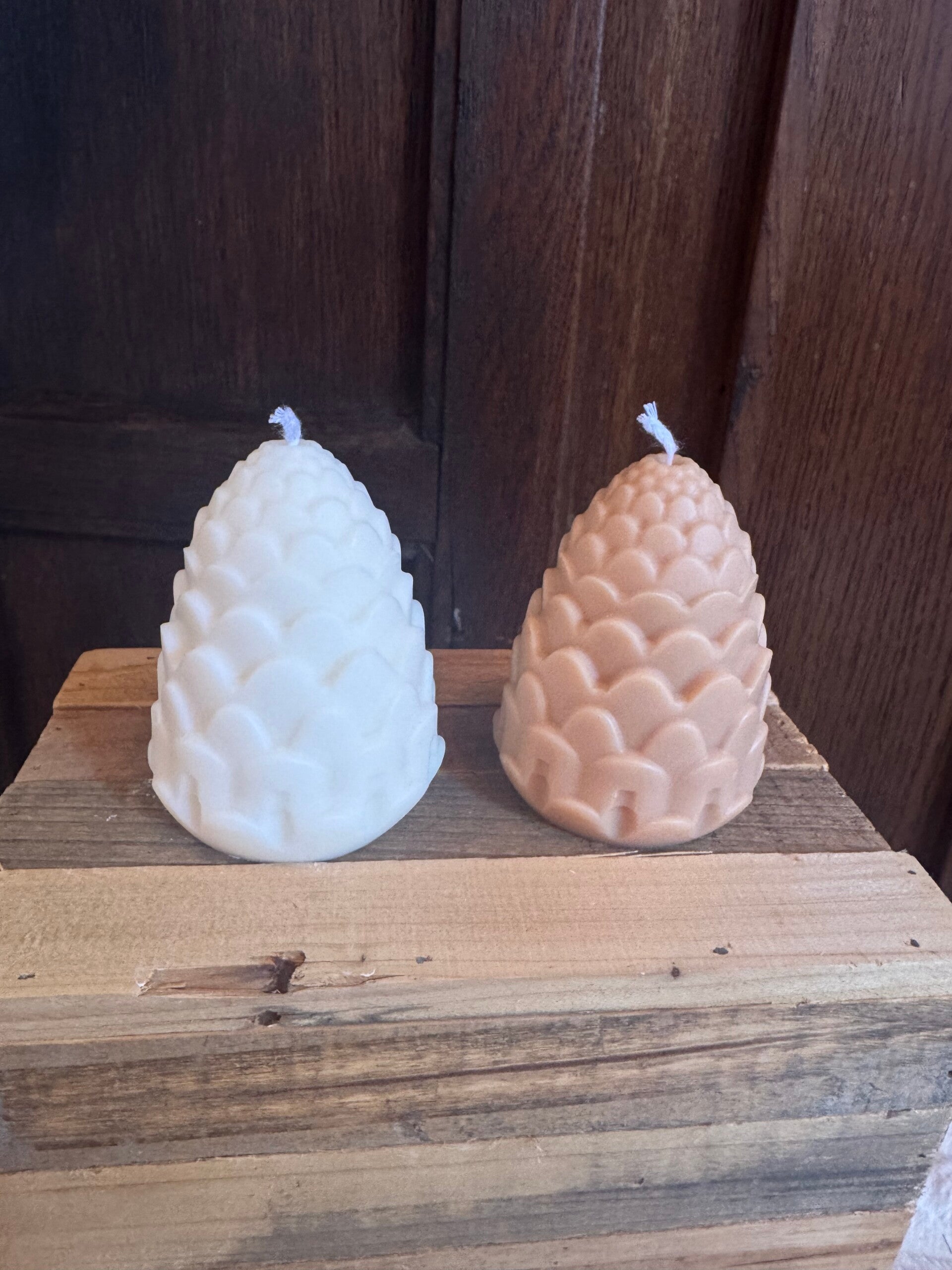 Dennenappel kaars klein