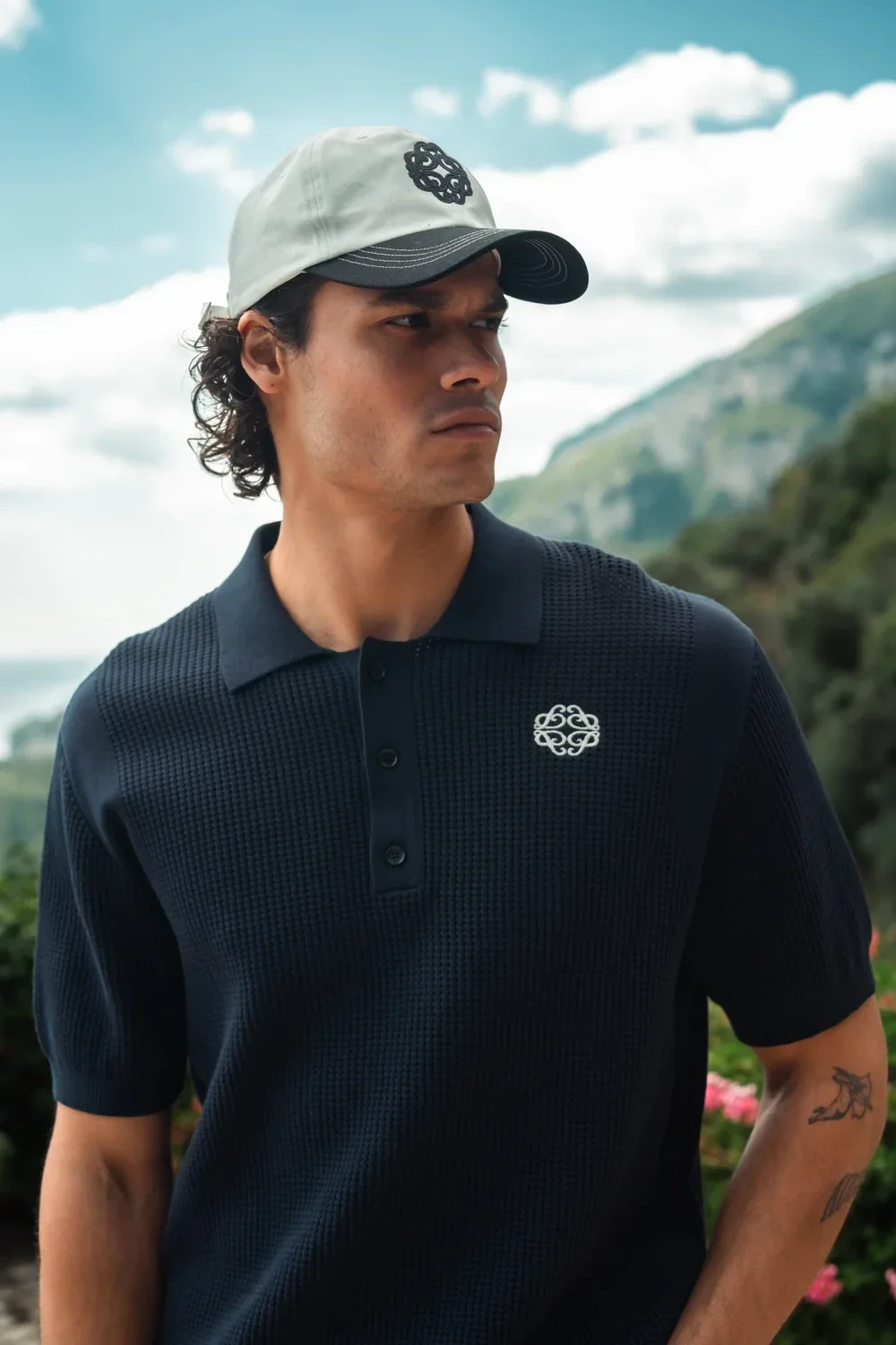 Pure Path Emblem Heren Knit Polo | Navy