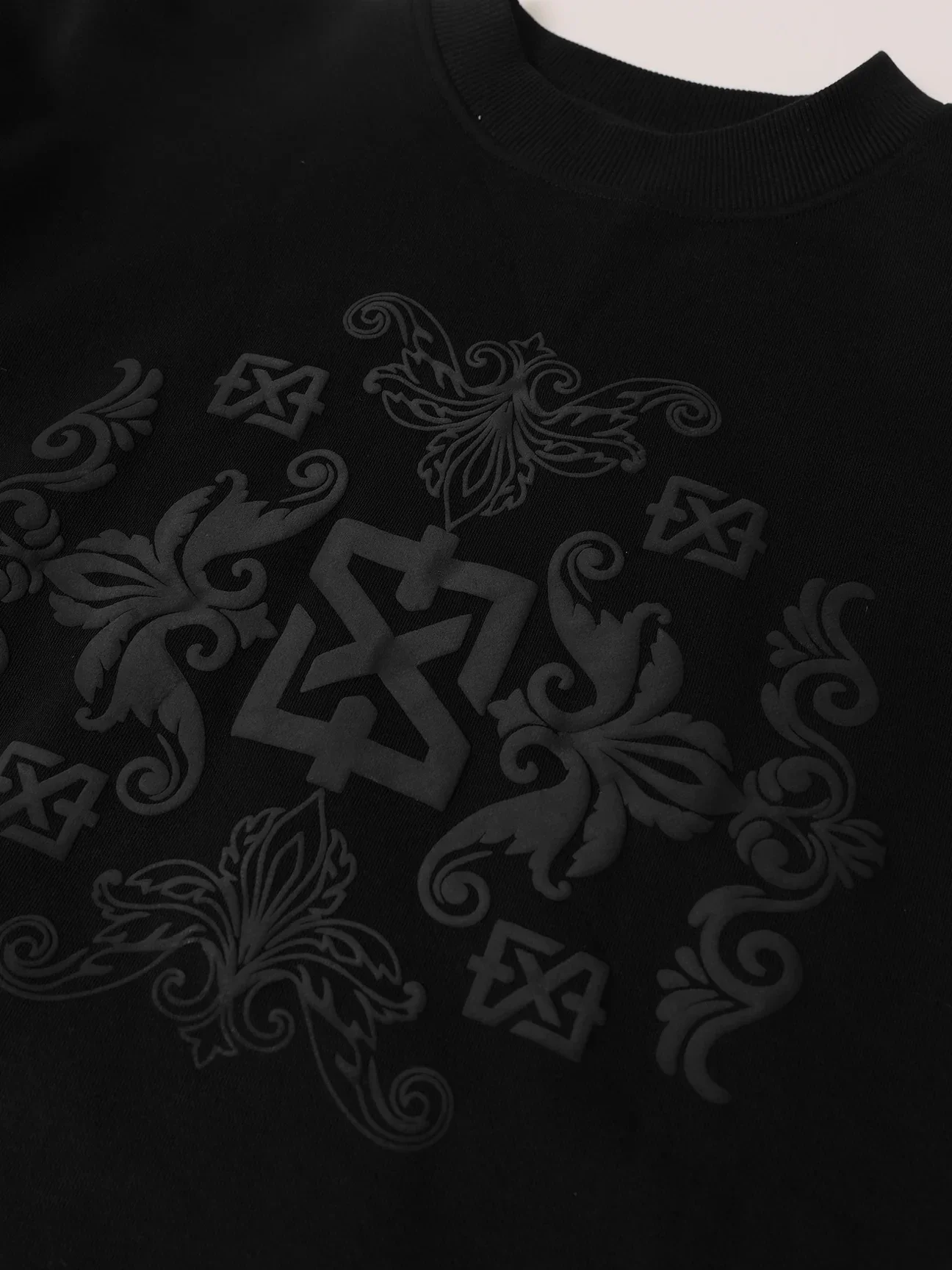 XPLCT Baroque Heren Sweater | Zwart