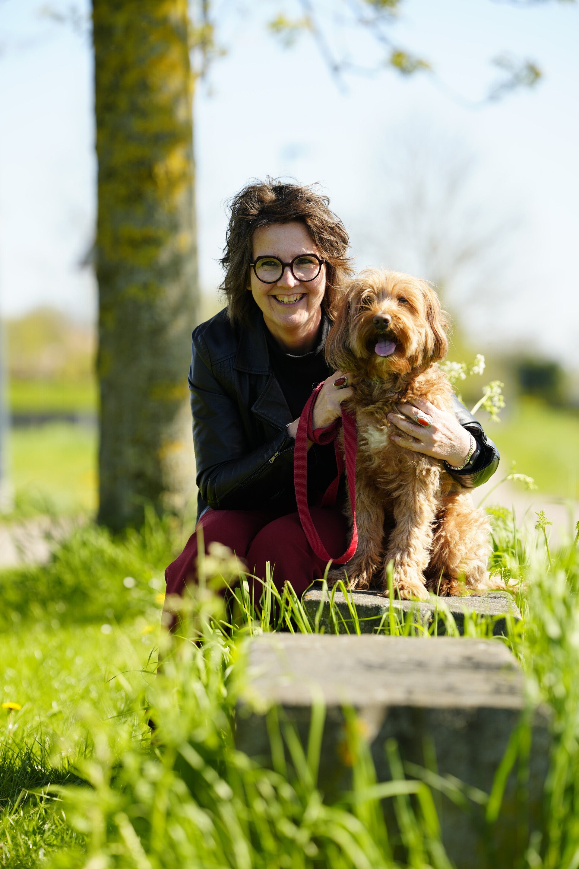Marjan samen met Rosso even rust om te ondernemen met gevoel