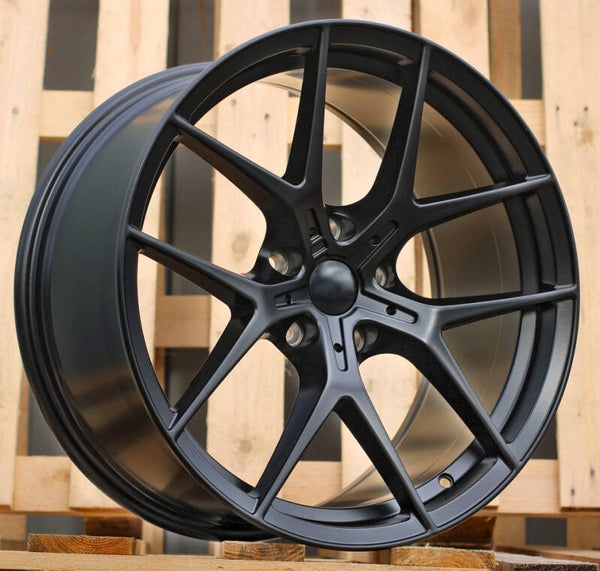 Style (898M look) Alumiinivanne 18'' 5x120