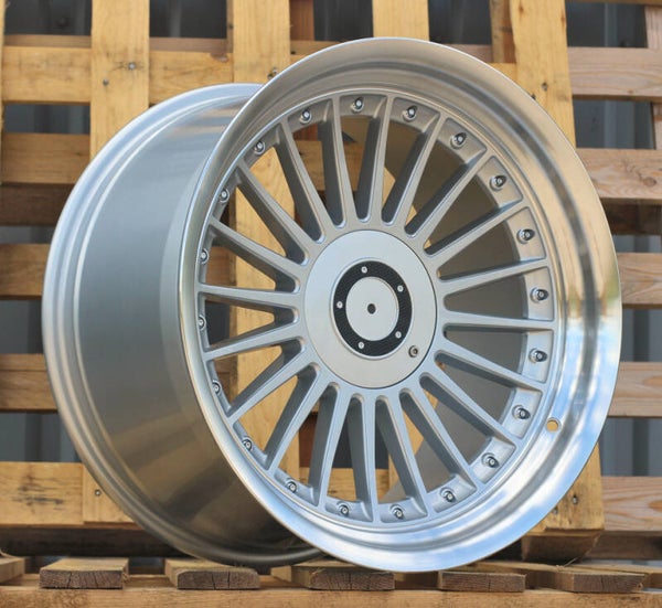 Alpina Look lippavanne 18'' 5x120