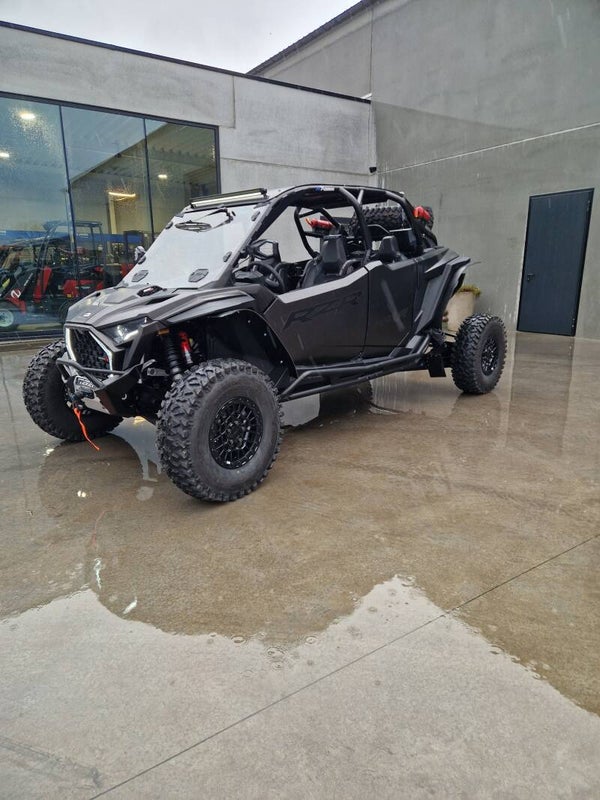 Polaris RZR Pro R Crew Full Option