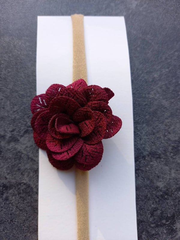 Taupe kleur nylon haarbandje