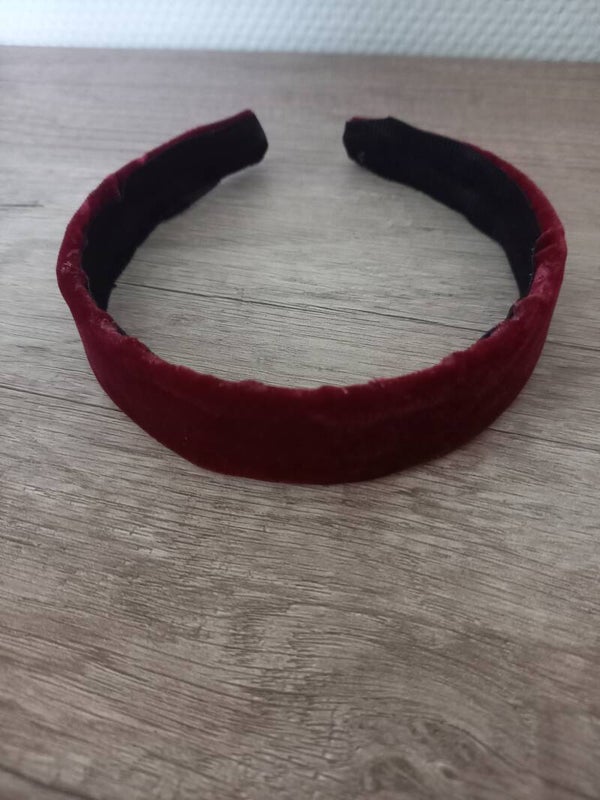Harde fluwele haarband bordeaux kleur