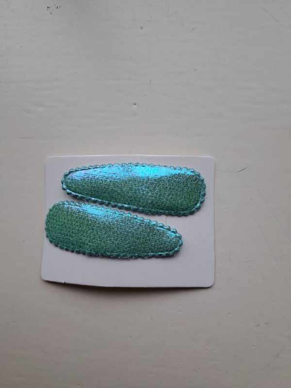 Haarknipjes met organza erover heen