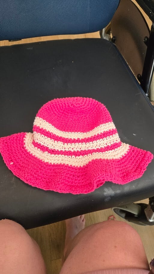 Kinderhoedje Roze