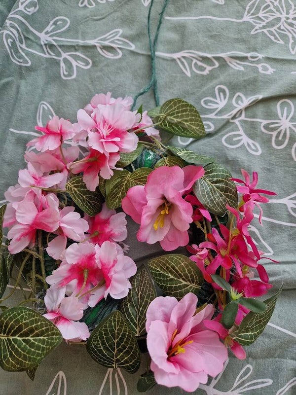 Hanger krans met bloemen