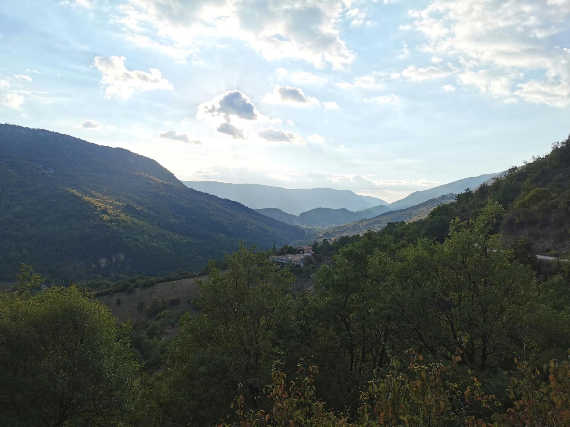 Vue depuis les hauteurs de Curel