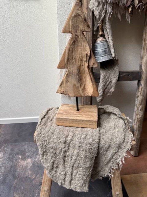 2009, Oud houten kerstboompje op houten voet, model B