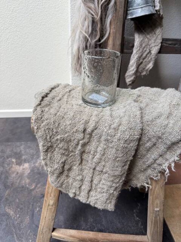 2012, Glazen windlicht met stone spikkels erin en bruinig glas, 11 x 8, kartel randje